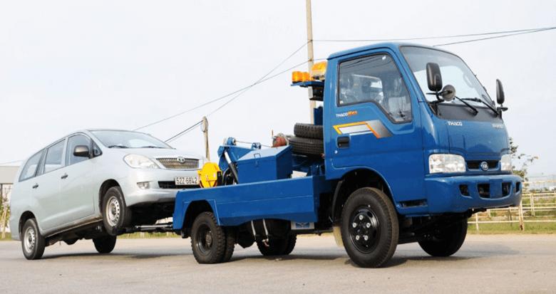 Hình ảnh minh họa chiếc xe đầu kéo của Cứu hộ giao thông Ecopark dùng để kéo các xe ô tô hỏng với nhiều loại trọng tải khác nhau.