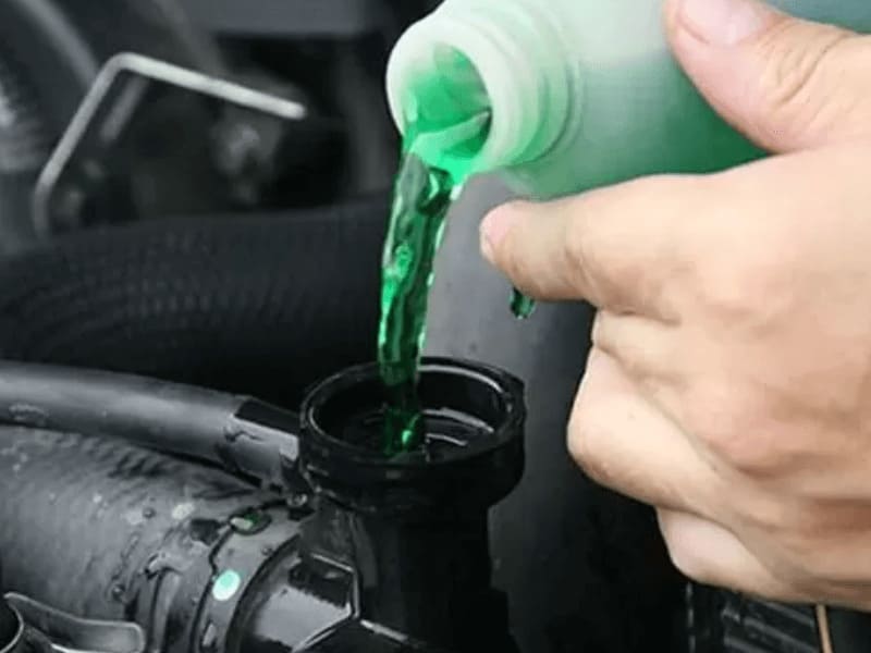 Nguyên nhân và cách khắc phục xe ô tô bị sôi nước 