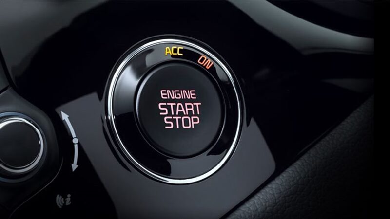 Nhấn nút Start/Stop đối với xe mở bằng chìa khóa thông minh
